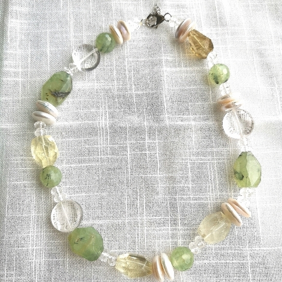 Green Prehnite Rock Crystal Quartz and Coin pearl necklace 🆕 - Picture 8 of 8